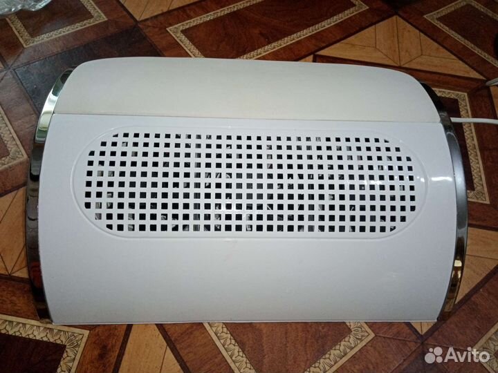 Вытяжка пылесос для маникюра