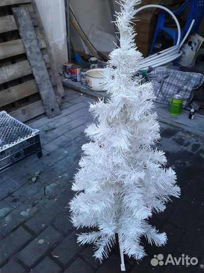 Корпоративная новогодняя ёлка с игрушками