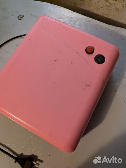 Лампа и пылесос для маникюра