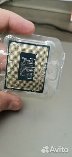Процессор intel core i3 12100f