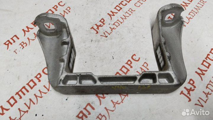 Кронштейн двигателя Volvo V40 хетчбек B5204T9 2014