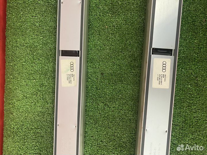 Направляющая шторки багажника Audi A6 C6(7396)