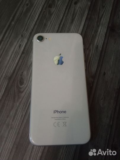 iPhone 8, 64 ГБ