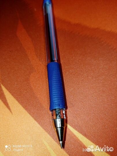 Обменяю ручку на всё что угодно