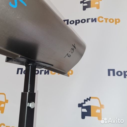 Ремонтный порог правый Toyota FunCargo