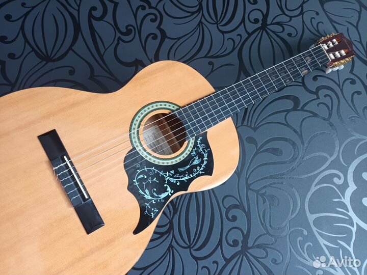 Гитара классическая полноразмерная