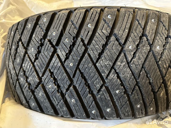 Goodyear Ultragrip Ice Arctic 225/50 R17 98T