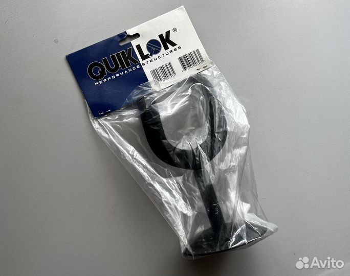 Новый держатель для гитары Quik Lok GS403
