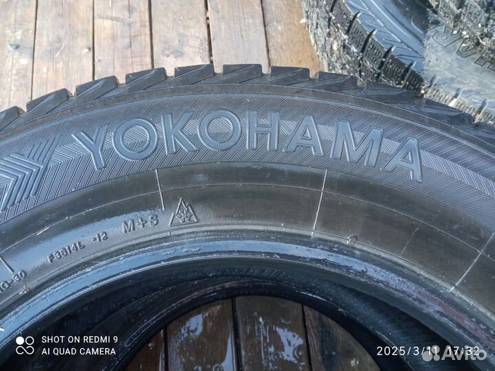 Yokohama Ice Guard IG30 215/65 R16 98Q