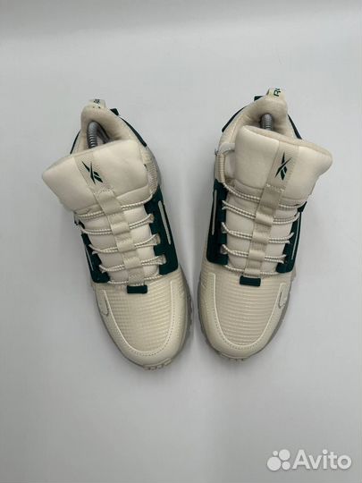 Кроссовки зимние