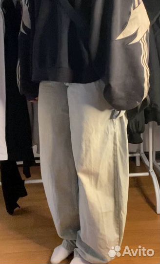 Джинсы bershka