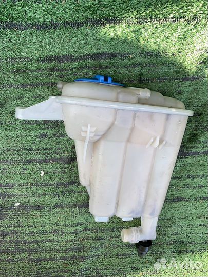 Бачок расширительный Audi A4 B8 8K2 8K0121403G