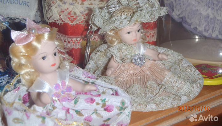 Коллекционные фарфоровые мини куколки (брелок26 шт