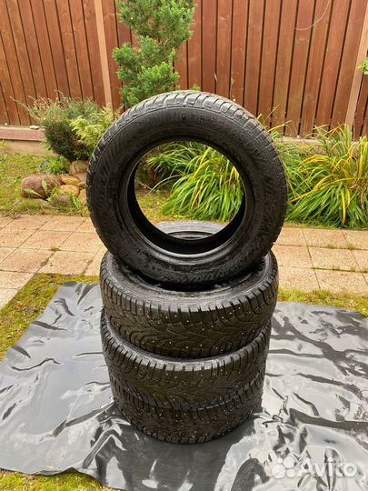 Gislaved NordFrost 100 SUV 215/65 R15 102T