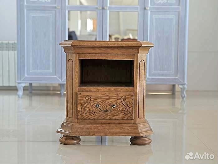 Прикроватная тумба 