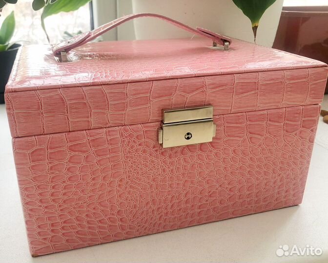 Шкатулка для украшений/бижутерии