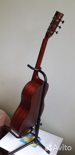 Акустическая гитара