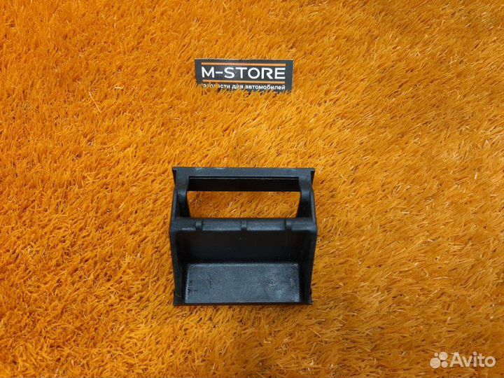 Крепление радиатора Bmw X6 E71 N63B44A 2009