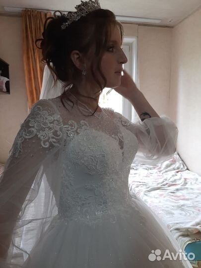 Свадебное платье