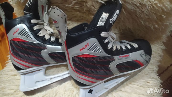 Коньки хоккейные 38 размер