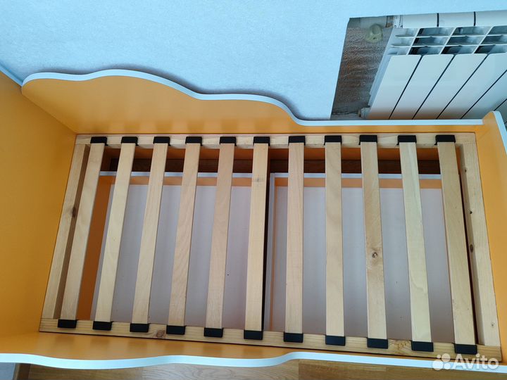 Детская кровать с кокосов матрасом 140х70 до 18.08