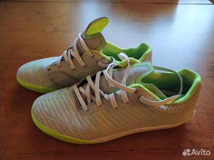 Футзалки, кроссовки для футбола 35 размер