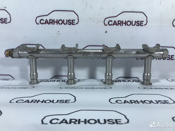 Рампа топливная Volkswagen Golf 6 1.2 CBZ