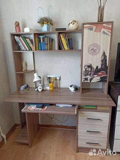 Компьютерный стол