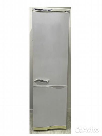 Холодильник 