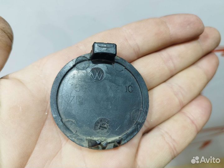 Заглушка буксировочного крюка Volkswagen Jetta 6