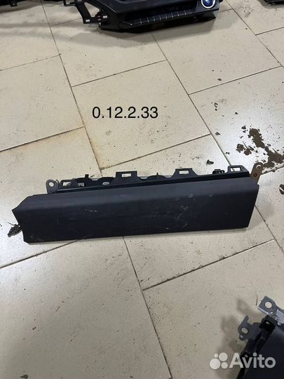 Подушка безопасности пассажира коленная Lexus ux