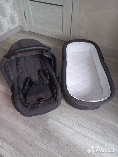 Коляска 3 в 1 Smile Line serenade