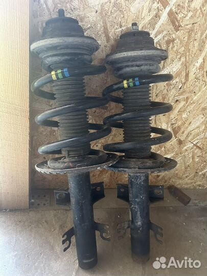 Передние амортизаторы и задние пружины WV T5