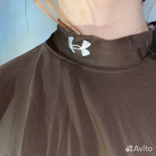 Лонгслив under armour женский