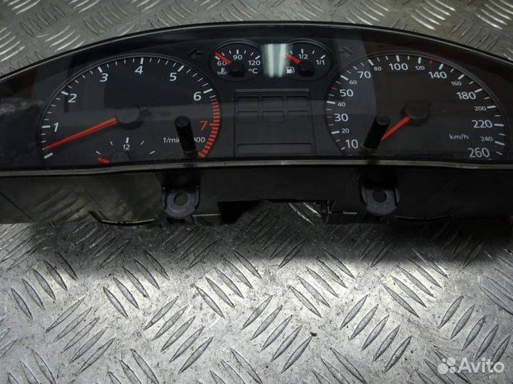 Панель приборов (щиток) Audi A4 B5 1998 8D0919861C