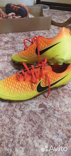 Бутсы Nike magista