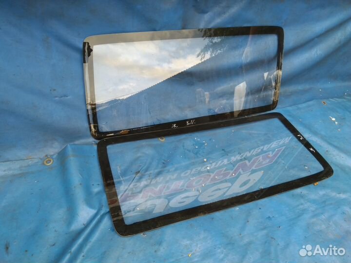 Стекло багажника для Jeep Wrangler JK рест