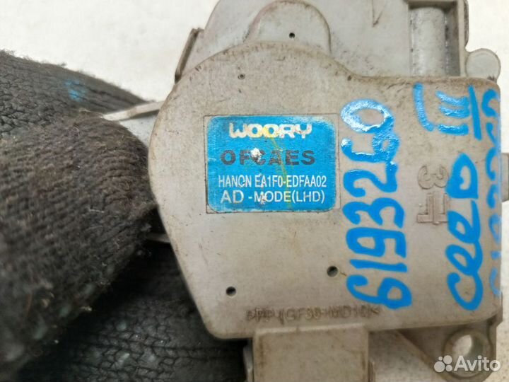 Моторчик заслонки печки