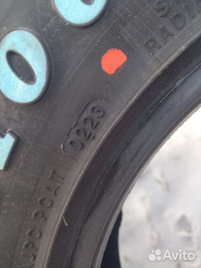 Roadcruza RA1100 A/T 215/75 R15