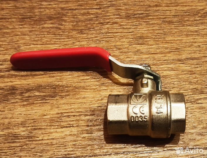 Шаровой кран, стальная рукоятка 1/2 Valtec