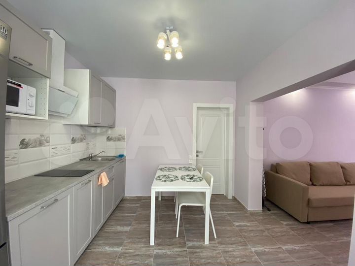 Квартира-студия, 37 м², 1/9 эт.