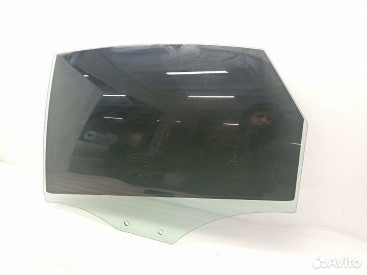 Стекло двери заднее левое Audi A6 C7 2013