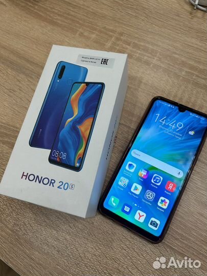 Телефон Huawei 20s