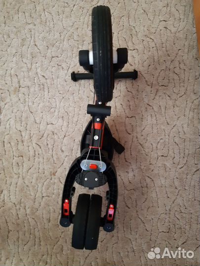 Трёхколёсный велосипед