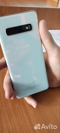 Samsung Galaxy S10, 8/128 ГБ