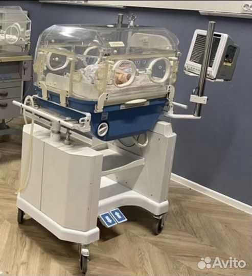 Инкубатор для новорождённых