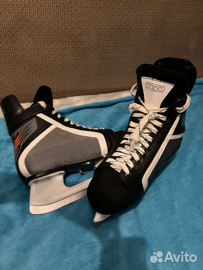 Хоккейные коньки барс 221