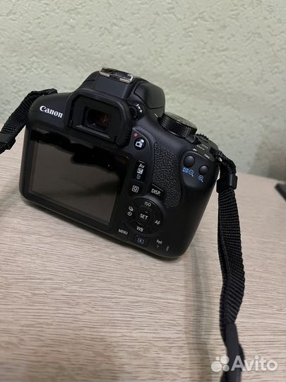 Зеркальный фотоаппарат canon eos 1300d
