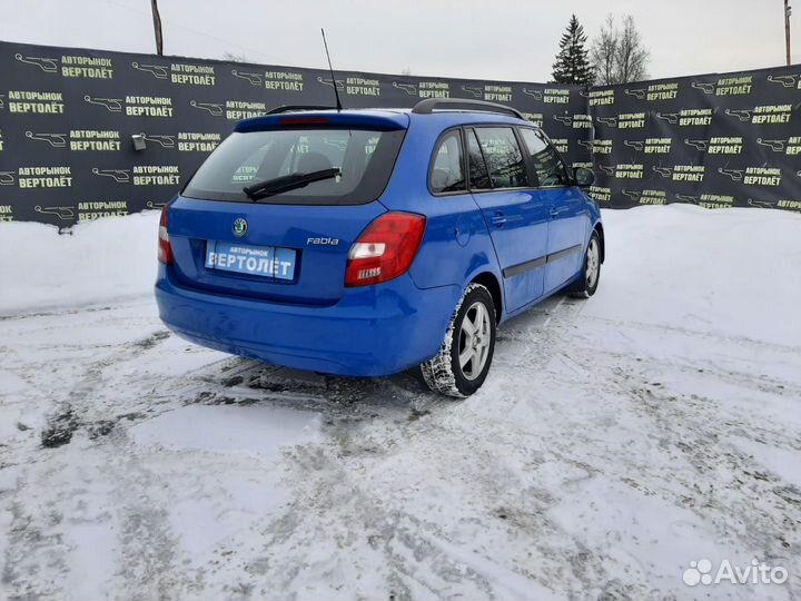 Skoda Fabia 1.4 МТ, 2009, 240 000 км