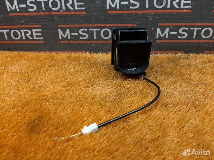 Дефлектор воздушный передний левый Volkswagen